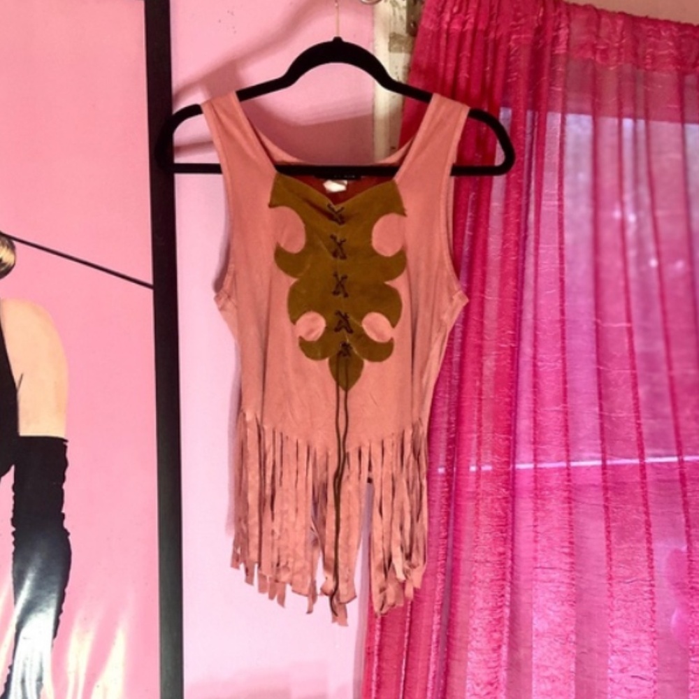 EUC Urban Outfitters Pink/Brown Western Faux Suede Fringe Blouse Women’s Small - Picture 4 of 5